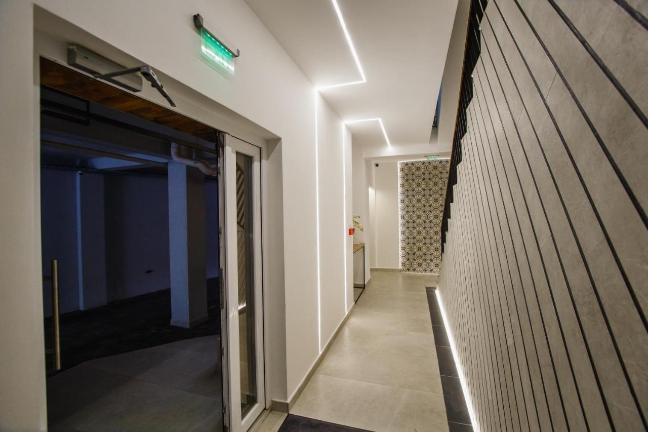 Urban Safari at EAS Residence Oradea Bagian luar foto